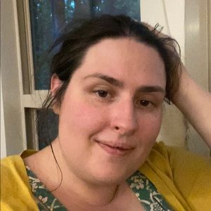 Meet your Posher, Elizabeth